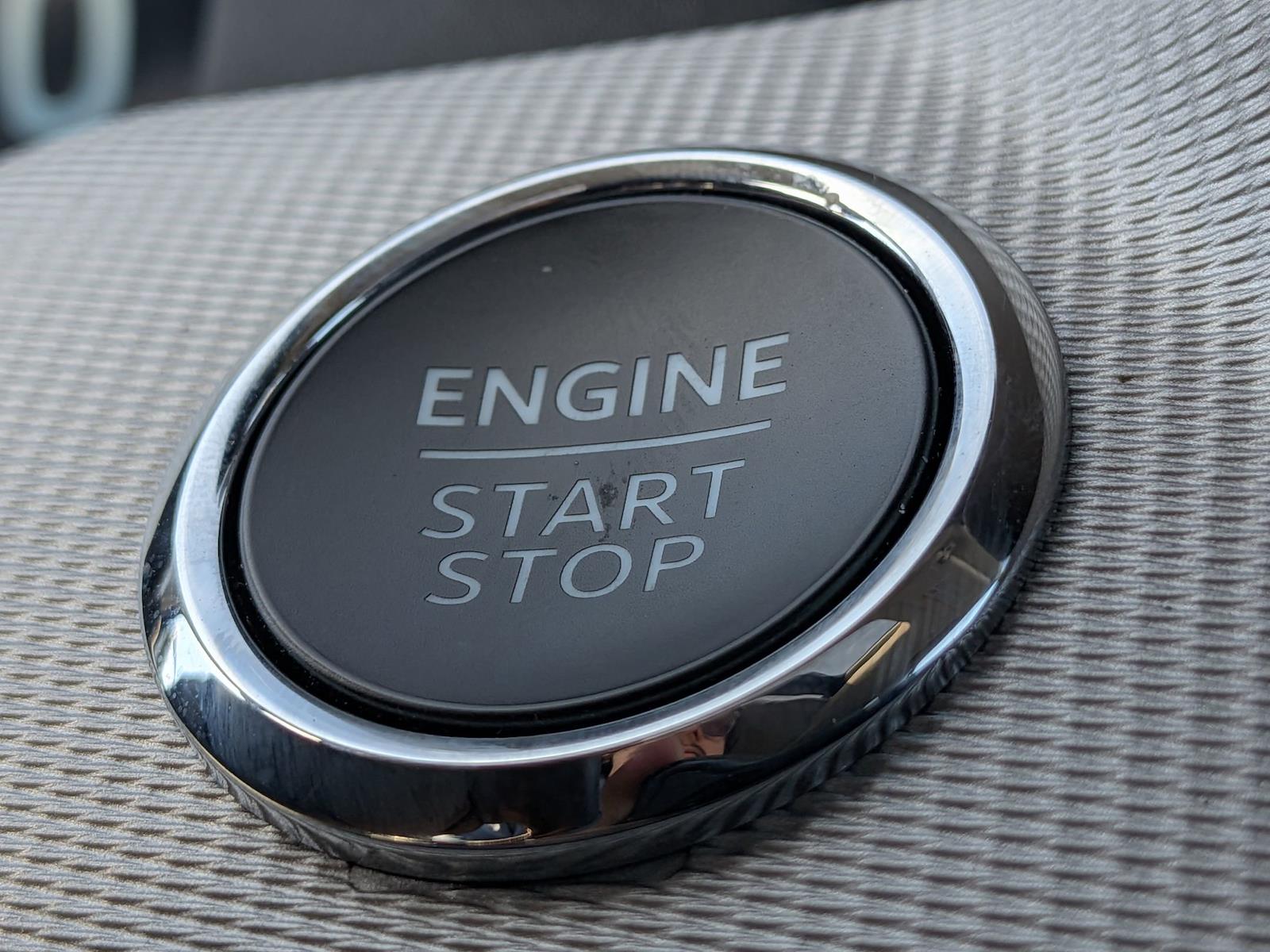 Used 2025 Ford Explorer - photo 18