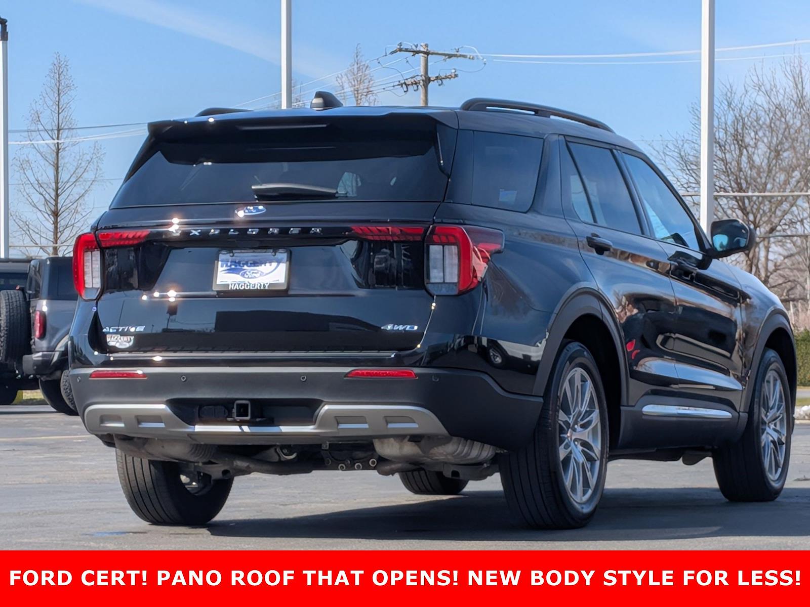 Used 2025 Ford Explorer - photo 6