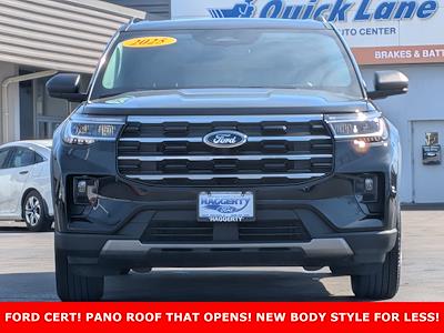 Used 2025 Ford Explorer - photo 1