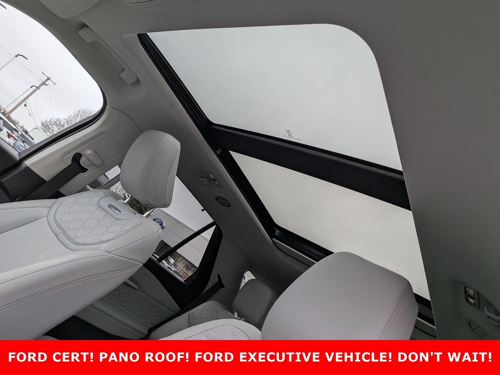 Used 2025 Ford Explorer - photo 14