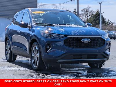 Used 2023 Ford Escape - photo 1