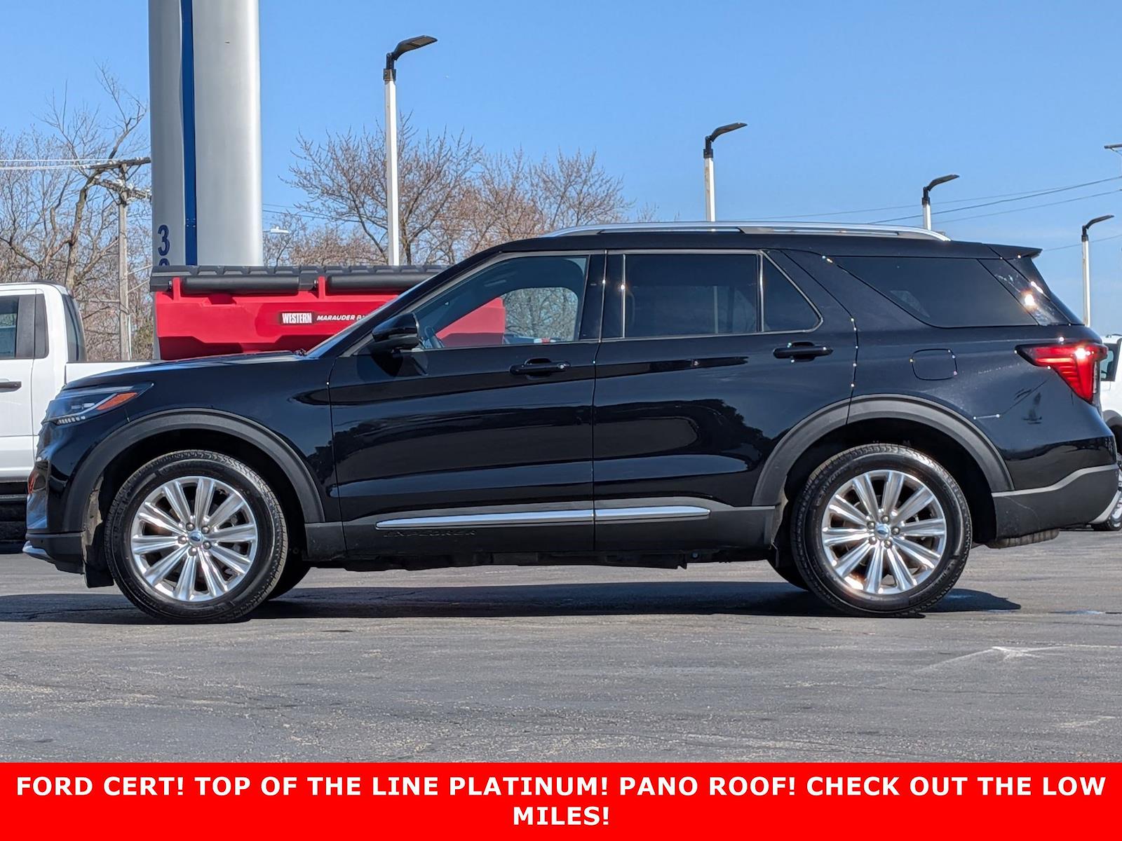 Used 2025 Ford Explorer - photo 9