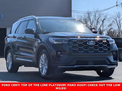 Used 2025 Ford Explorer - photo 1