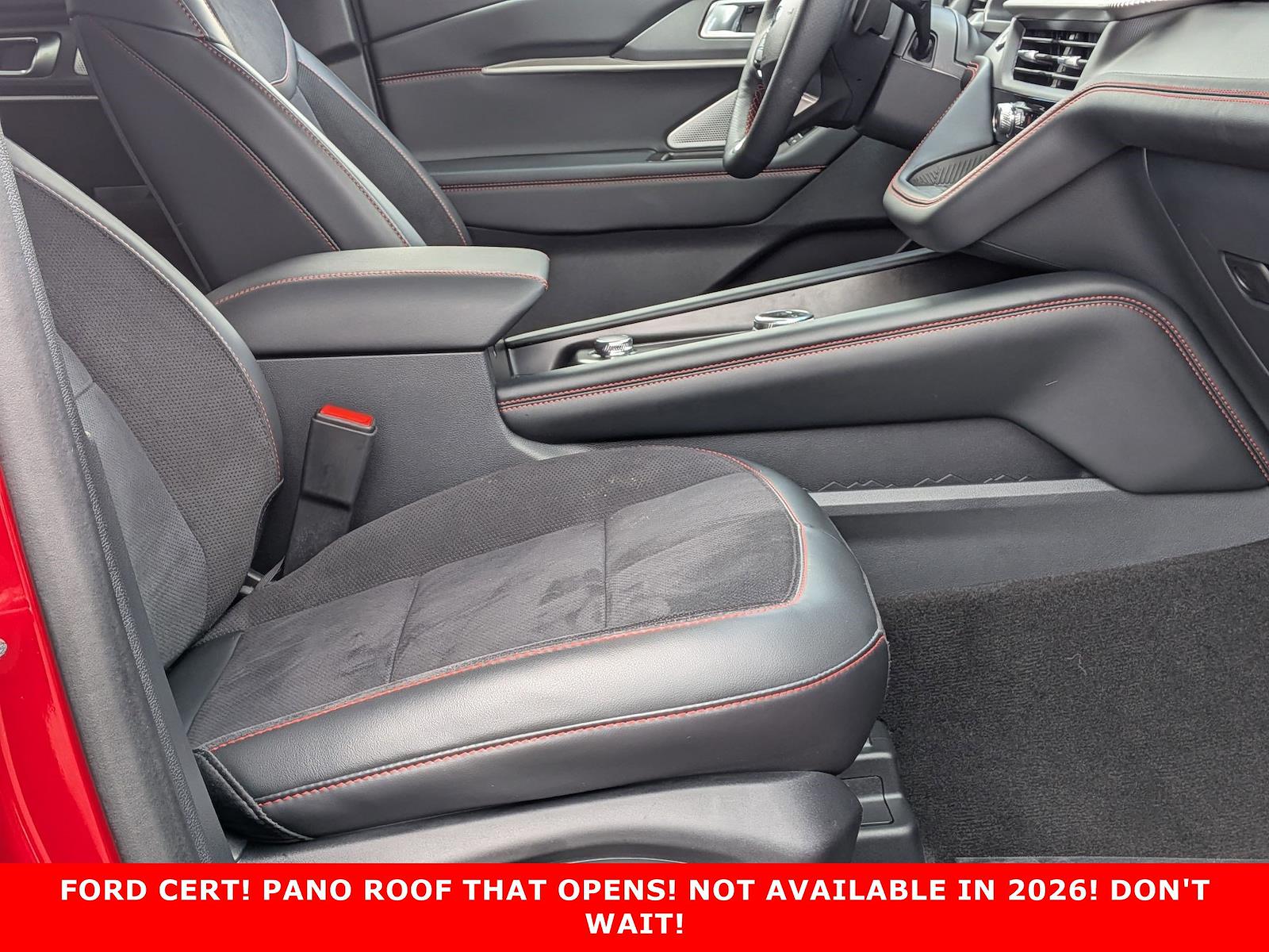 Used 2025 Ford Explorer - photo 29