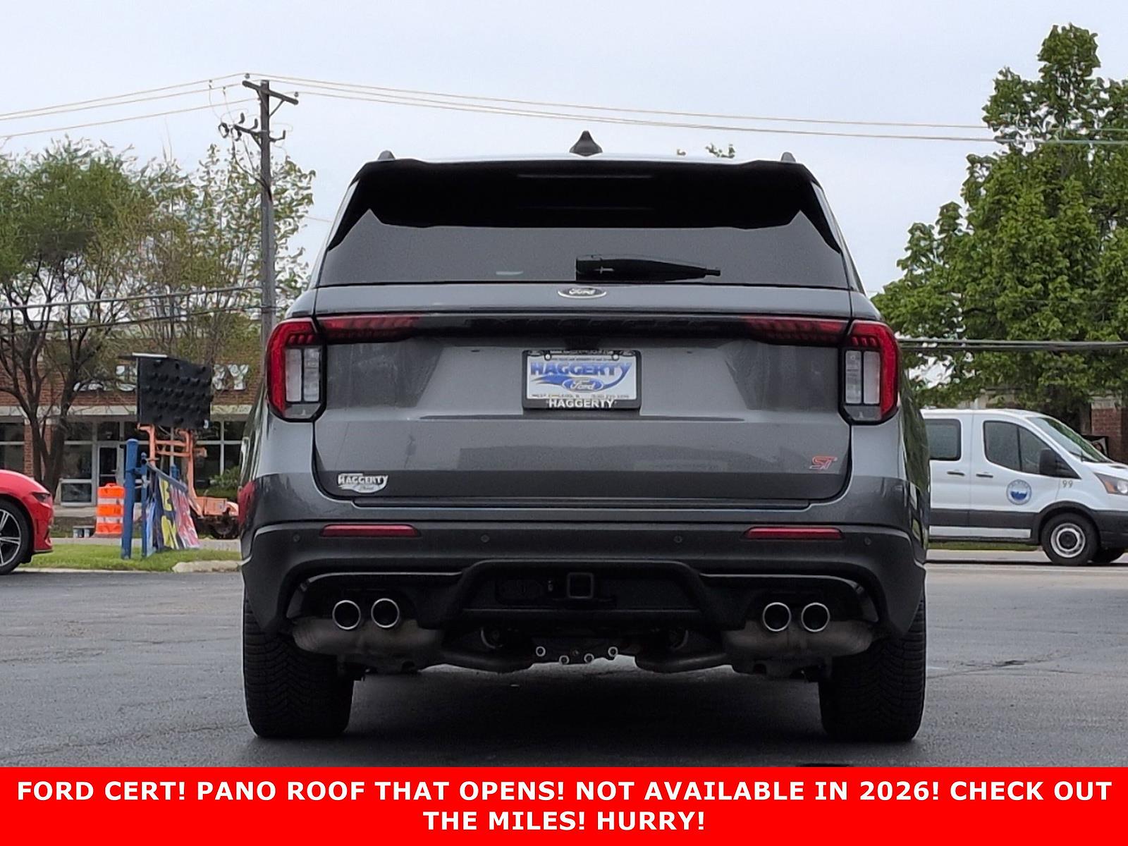 Used 2025 Ford Explorer - photo 7