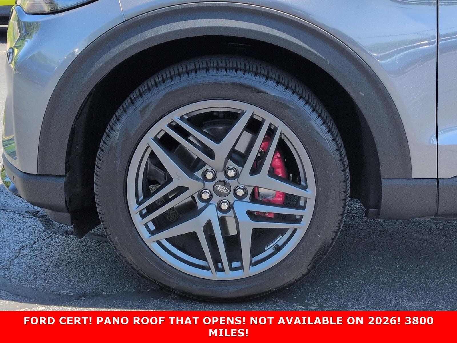 Used 2025 Ford Explorer - photo 11
