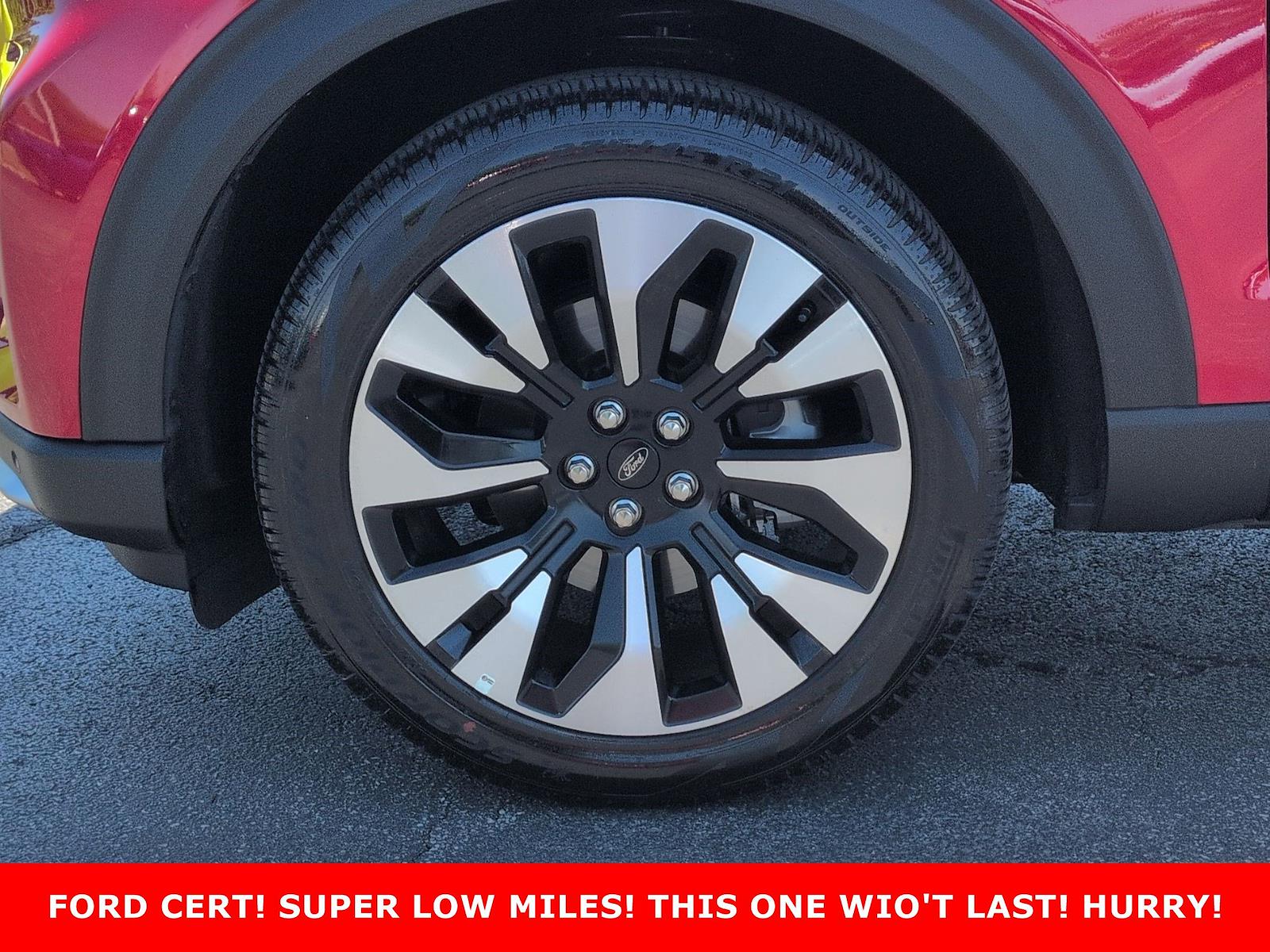 Used 2026 Ford Explorer - photo 11