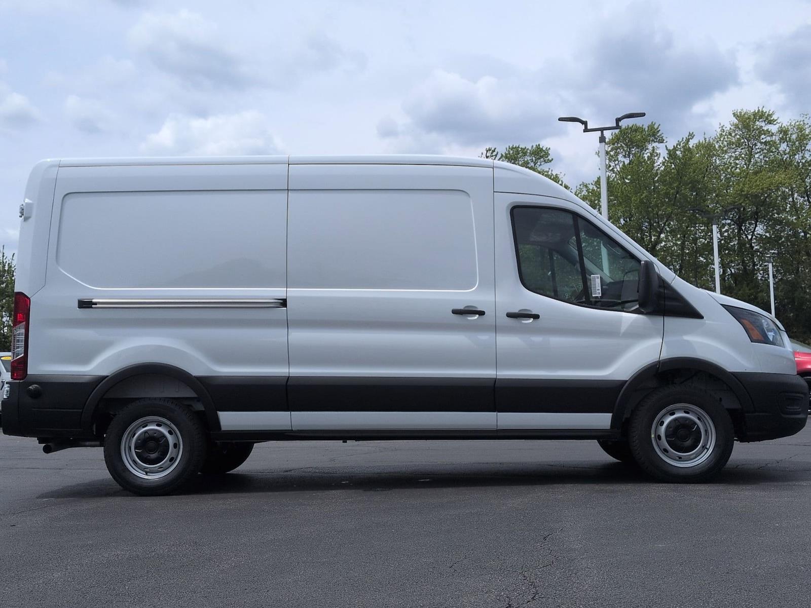 New 2026 Ford Transit 250 - photo 5
