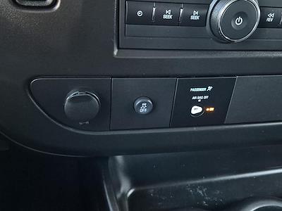 Used 2024 GMC Savana 2500 - photo 1