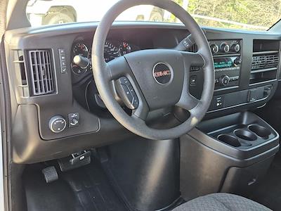 Used 2024 GMC Savana 2500 - photo 1