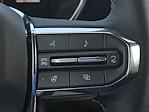 2025 GMC Canyon Crew Cab 4WD Pickup for sale #G251163 - photo 17
