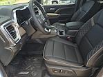 2025 GMC Canyon Crew Cab 4WD Pickup for sale #G251163 - photo 19
