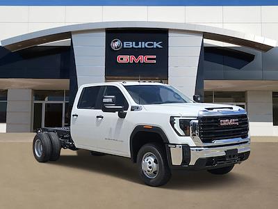 2025 GMC Sierra 3500 Crew Cab DRW 4WD Cab Chassis for sale #G251232 - photo 1