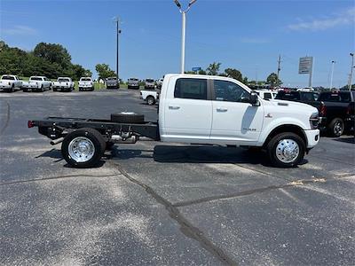 2025 Ram 5500 Crew Cab DRW 4WD Cab Chassis for sale #587247 - photo 2