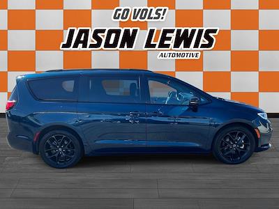 2025 Chrysler Pacifica FWD Minivan for sale #CG08060E - photo 2