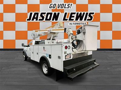 Used 2017 Ram 5500 Regular Cab Bucket Truck for sale #KF11118I - photo 2