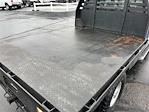 2004 Ford F-350 Crew Cab SRW 4WD Flatbed Truck for sale #LE09108 - photo 4