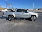 2022 Toyota Tacoma Double Cab 4WD, Pickup for sale #LF01157P - photo 3