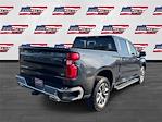 Used 2022 Chevrolet Silverado 1500 LT Crew Cab 4WD Pickup for sale #LF04064P - photo 2