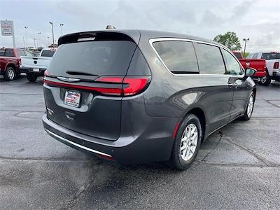 2023 Chrysler Pacifica FWD Minivan for sale #LF04146E - photo 2