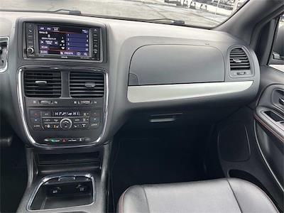 Used 2018 Dodge Grand Caravan GT Minivan for sale #LF12038 - photo 1