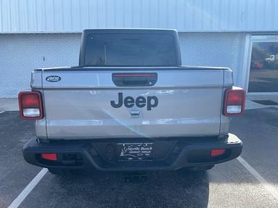 Used 2021 Jeep Gladiator - photo 1