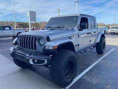 Used 2021 Jeep Gladiator - photo 1