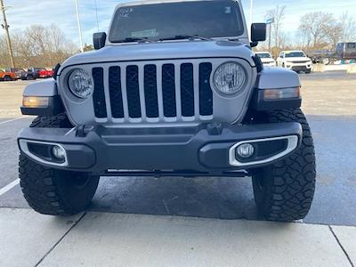 Used 2021 Jeep Gladiator - photo 1