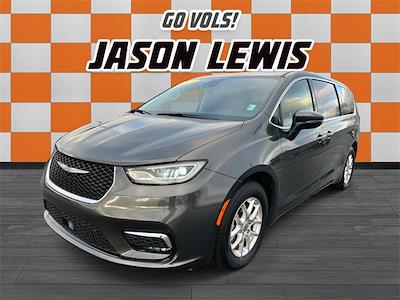 Used 2023 Chrysler Pacifica Touring L Minivan for sale #NF12077E - photo 1