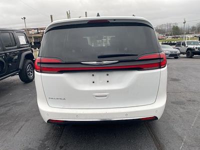 Used 2023 Chrysler Pacifica Touring L Minivan for sale #NF12079E - photo 2