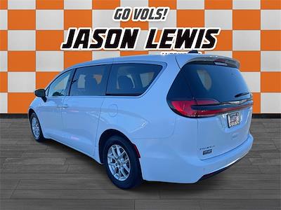 Used 2023 Chrysler Pacifica Touring L Minivan for sale #NF12079E - photo 2