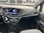 Used 2025 Chrysler Pacifica Select Minivan for sale #NF12082E - photo 1