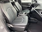 Used 2025 Chrysler Pacifica Select Minivan for sale #NF12082E - photo 17
