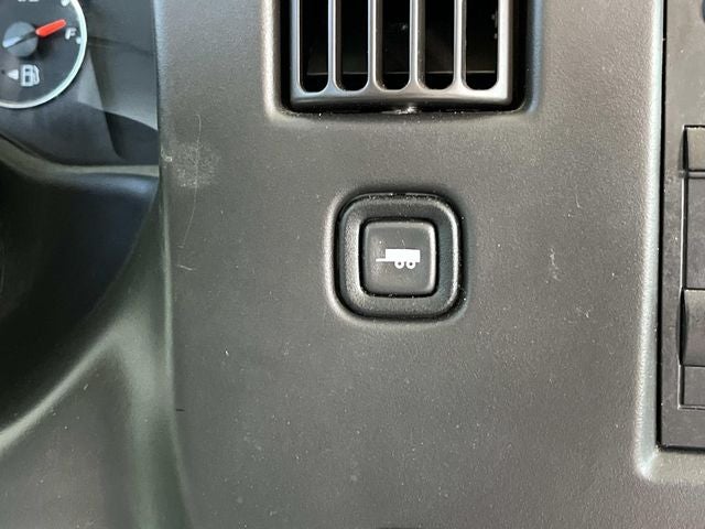 Used 2018 Chevrolet Express 2500 - photo 17