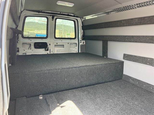 Used 2018 Chevrolet Express 2500 - photo 20