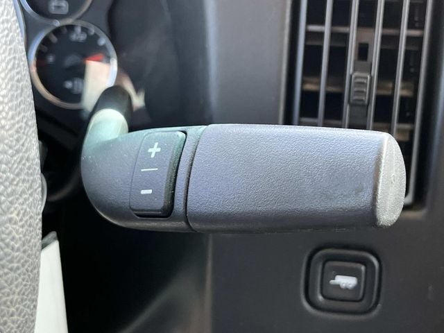 Used 2018 Chevrolet Express 2500 - photo 34