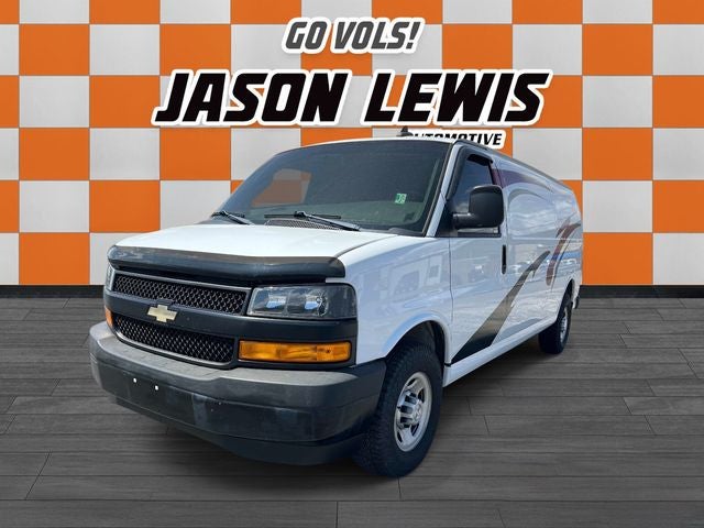 Used 2018 Chevrolet Express 2500 - photo 9