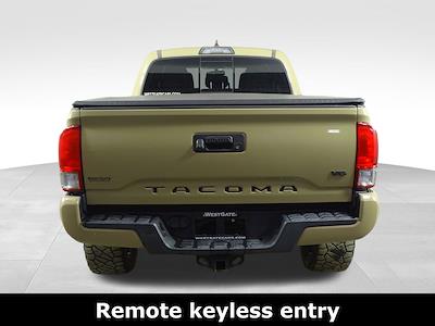 2017 Toyota Tacoma Double Cab 4WD Pickup for sale #1100571 - photo 2