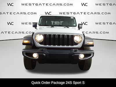 Used 2025 Jeep Gladiator Sport Crew Cab for sale #34652XP - photo 2