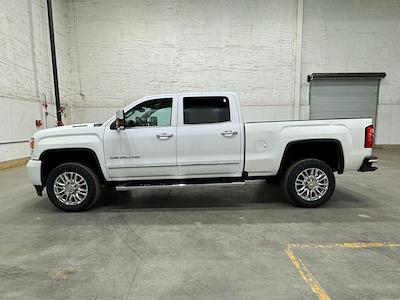 Used 2017 GMC Sierra 2500 - photo 1