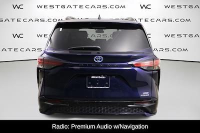 Used 2022 Toyota Sienna XSE Minivan for sale #1101566 - photo 2