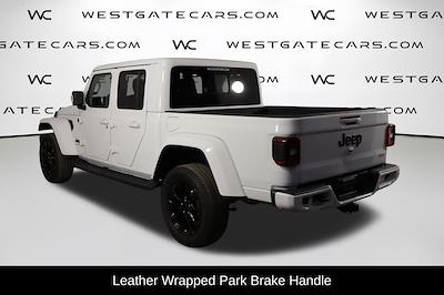 Used 2023 Jeep Gladiator - photo 1