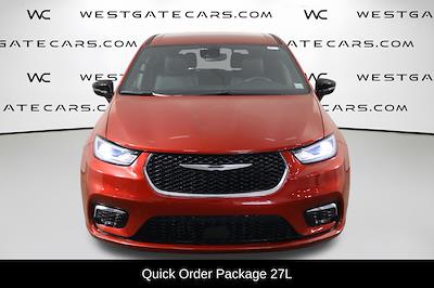 2025 Chrysler Pacifica FWD Minivan for sale #1102341 - photo 2