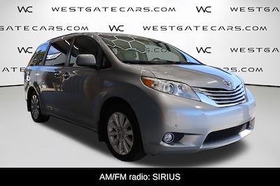 Used 2011 Toyota Sienna - photo 1