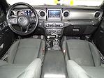 2021 Jeep Gladiator Crew Cab 4x4 Pickup for sale #30864K - photo 21