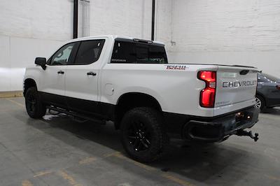 2019 Chevrolet Silverado 1500 Crew Cab 4WD Pickup for sale #31915Q - photo 2