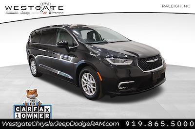 2023 Chrysler Pacifica FWD Minivan for sale #31975P - photo 1