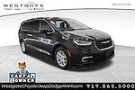 2023 Chrysler Pacifica FWD Minivan for sale #31975P - photo 1