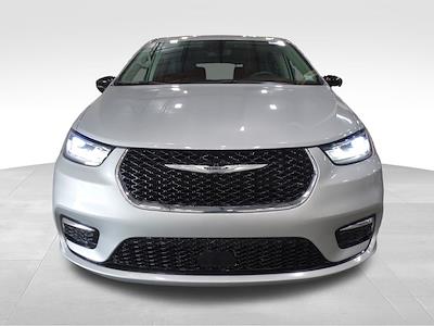 2024 Chrysler Pacifica FWD Minivan for sale #32011P - photo 2
