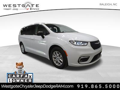 2024 Chrysler Pacifica FWD Minivan for sale #32029P - photo 1